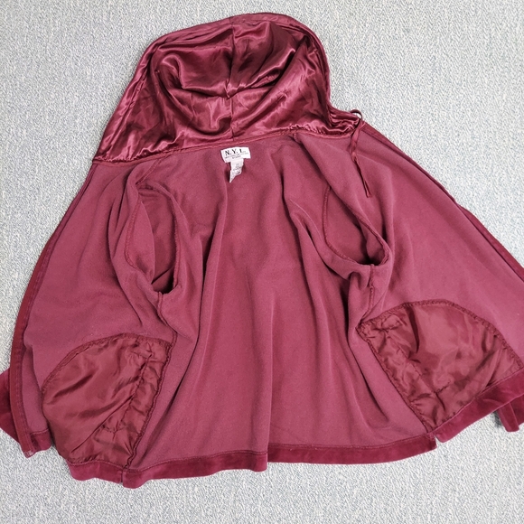 Maroon Velour Hoodie Set, New York Laundry, Plus Size 2XL - Picture 7 of 14